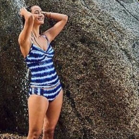 Athleta Del Mar Twister Tankini Size 32 D/DD - Picture 5 of 5